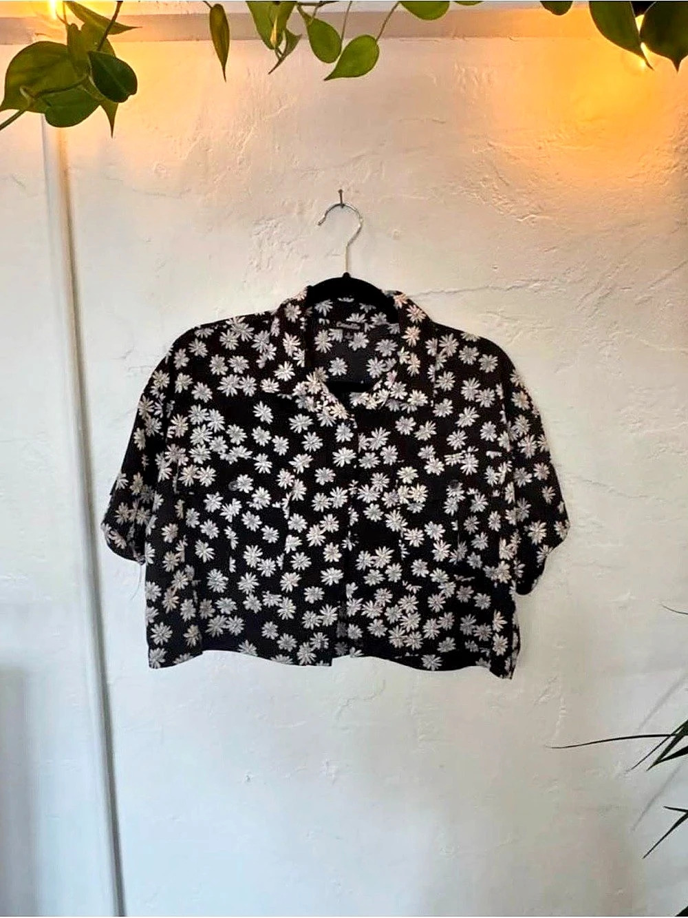 Floral Button Down Shirt in Black & White Like New